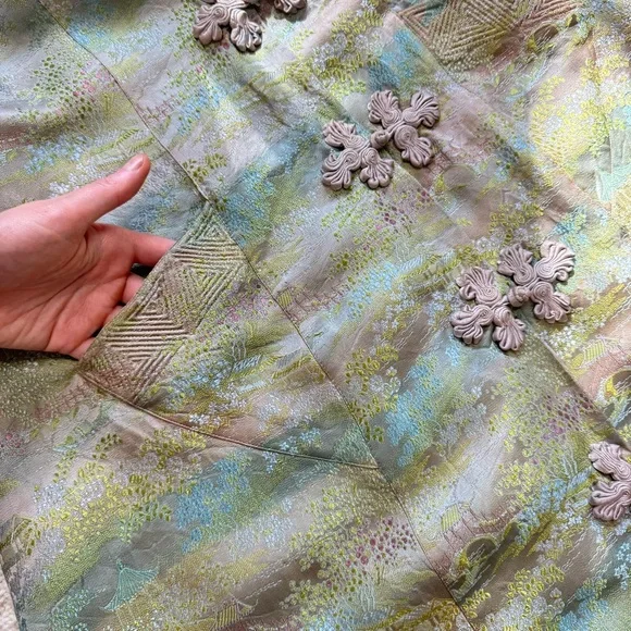 Original 1930s Chinese Silk Brocade House Coat Robe Dress Floral Frog Closures - Picture 12 of 17